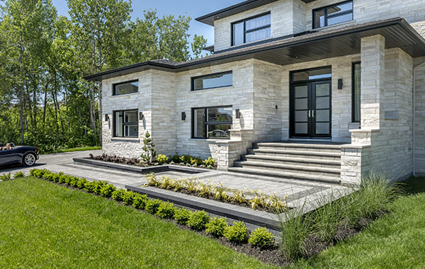 Aménagement paysager pavé uni Boisbriand.